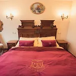 Svatojansky Dvur 4* براغ