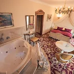 Svatojansky Dvur 4* براغ