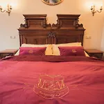 Svatojánský Dvůr Hotel Praga