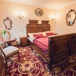 Svatojánský Dvůr Hotel
