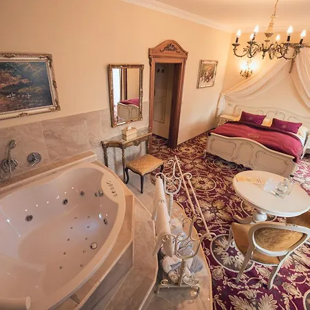Svatojansky Dvur 4* Prague