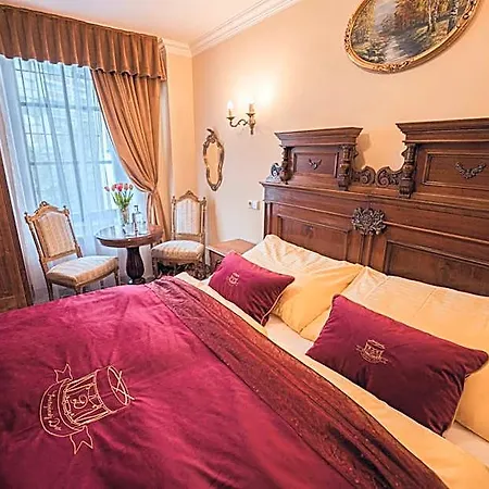 Svatojansky Dvur 4* Prag