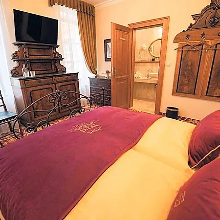 Svatojansky Dvur Hotel 4*
