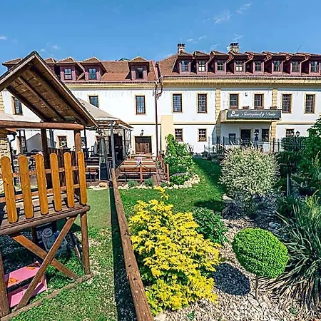 Svatojansky Dvur Hotel Prag