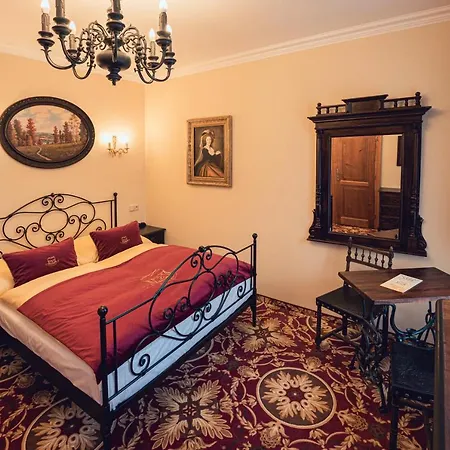 Svatojánský Dvůr Hotel Praga