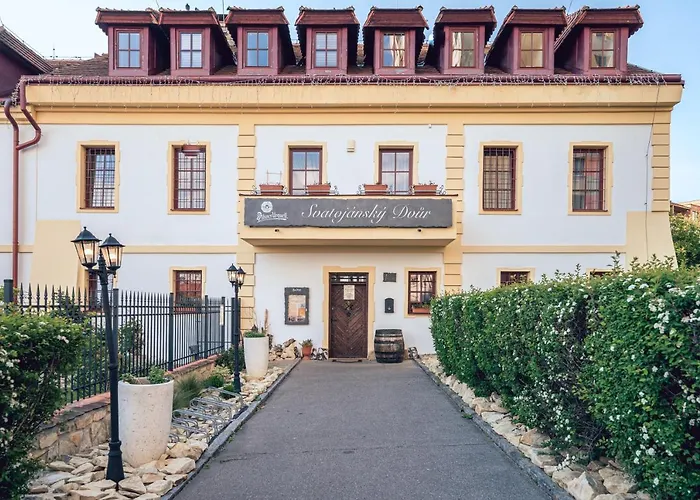 Svatojansky Dvur براغ